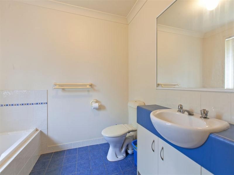 24/27 Camille Court, Wynnum West QLD 4178