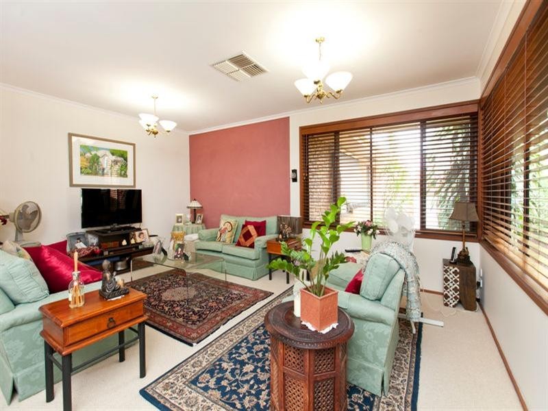 6 Carlile Place, Wynnum West QLD 4178