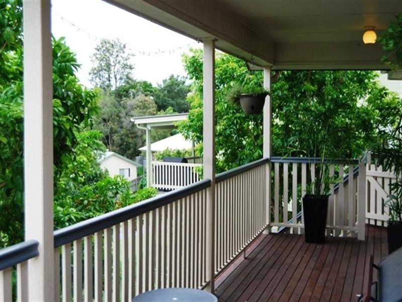 21 Madison Place, Carina QLD 4152