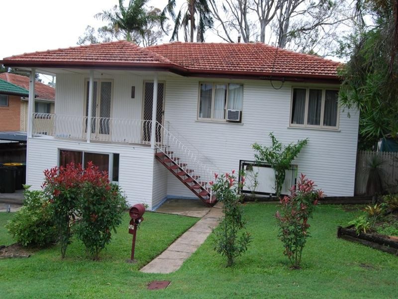 6 Ogilvie Street, Wynnum QLD 4178