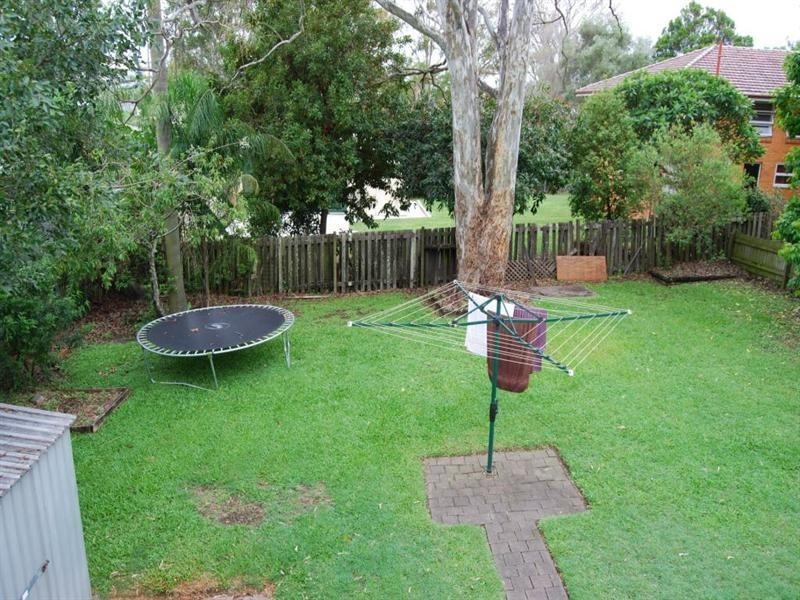 6 Ogilvie Street, Wynnum QLD 4178