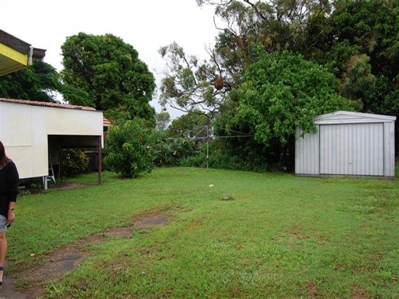 51 Randall Road, Wynnum West QLD 4178