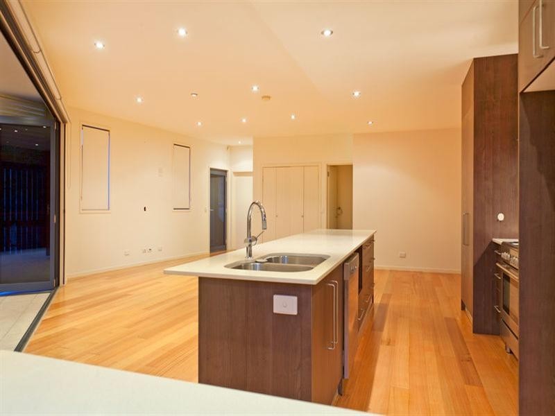 48 St Catherines Terrace, Wynnum QLD 4178