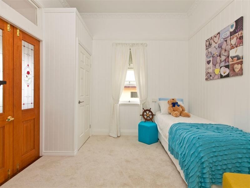 38 Ryder Street, Wynnum QLD 4178