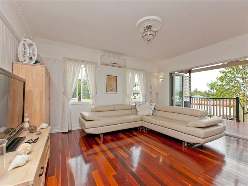 38 Ryder Street, Wynnum QLD 4178