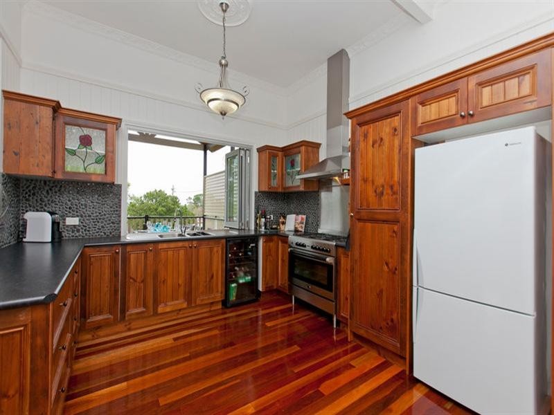 38 Ryder Street, Wynnum QLD 4178