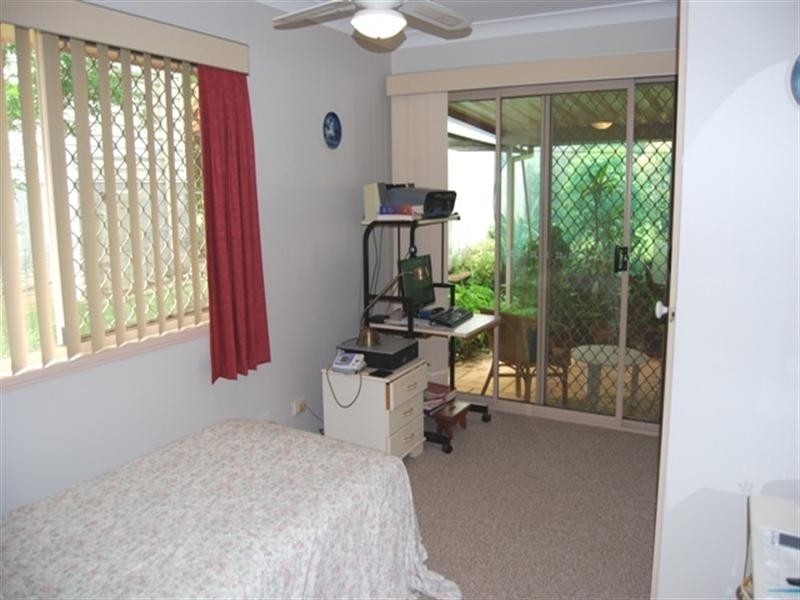 41 Hutton Avenue, Wynnum QLD 4178