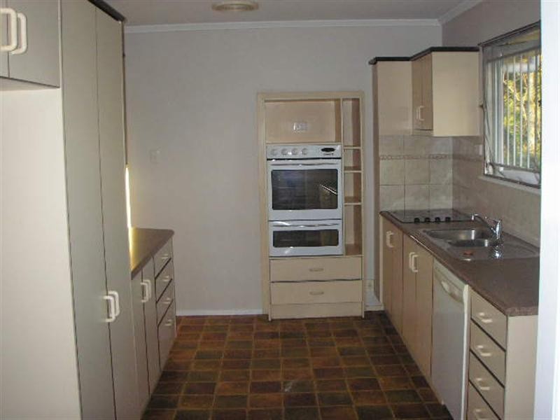 30 Cranleigh Street, Wynnum QLD 4178