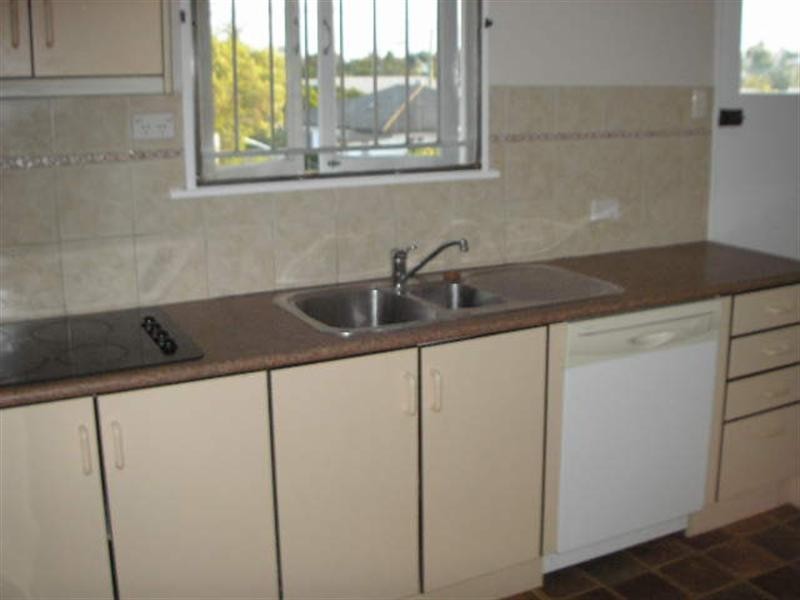 30 Cranleigh Street, Wynnum QLD 4178