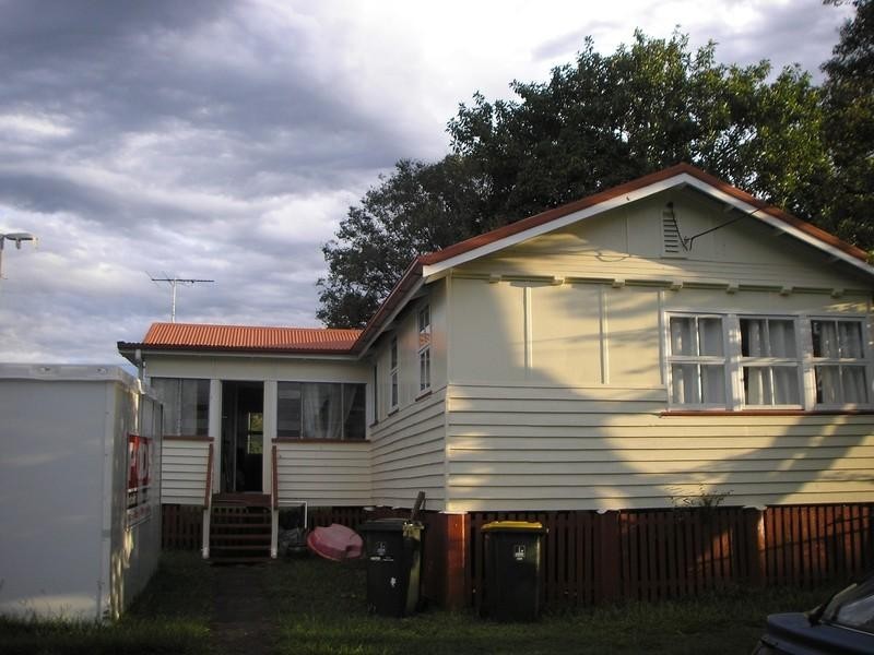 130 Selina Street, Wynnum QLD 4178