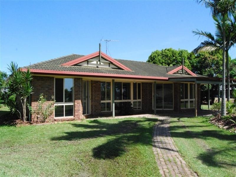 101 Kianawah Road, Wynnum West QLD 4178