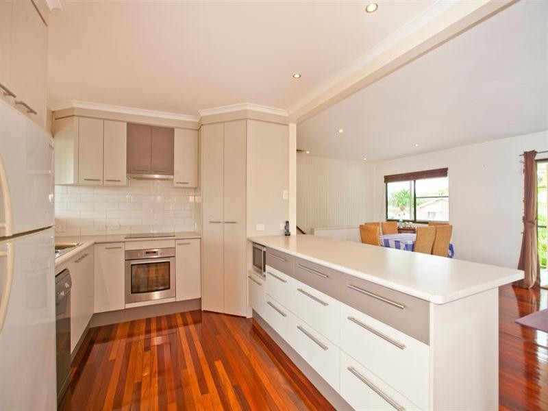 15 Lorelei Street, Manly West QLD 4179