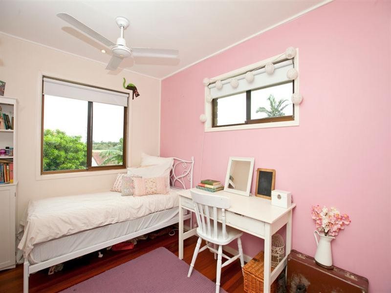 15 Lorelei Street, Manly West QLD 4179