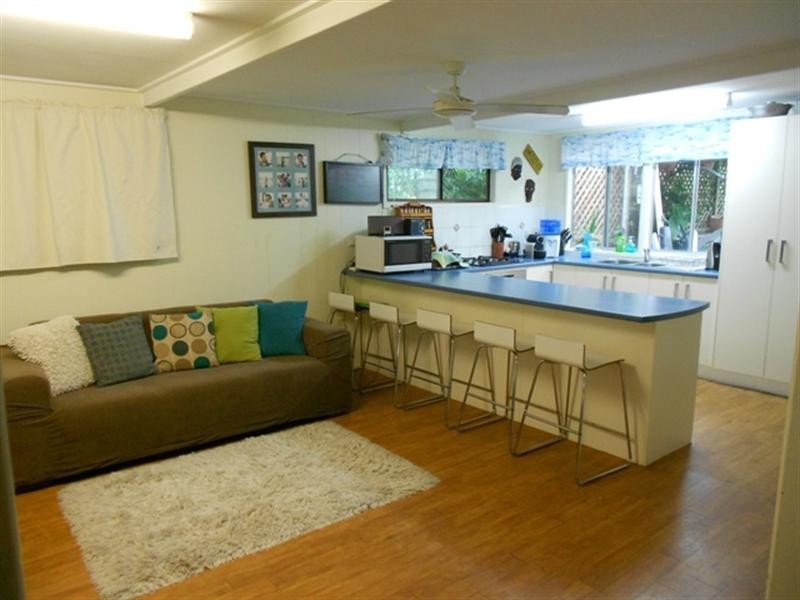 92 Raeburn Street, Manly QLD 4179