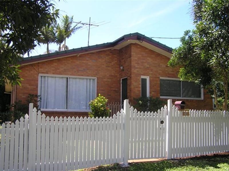 38 Talwong Street, Manly West QLD 4179