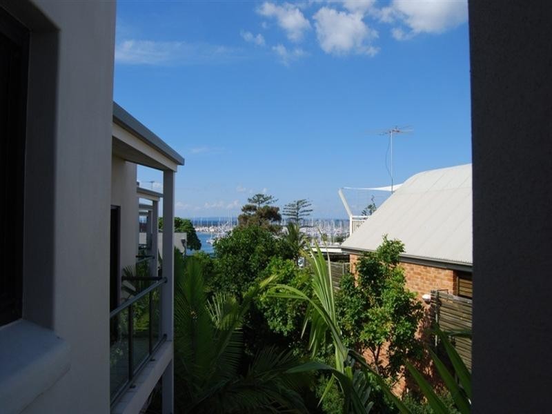 1/226 Stratton Terrace, Manly QLD 4179