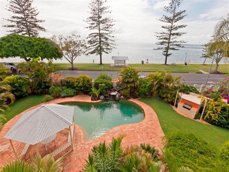 8/65 Waterloo Esplanade, Wynnum QLD 4178