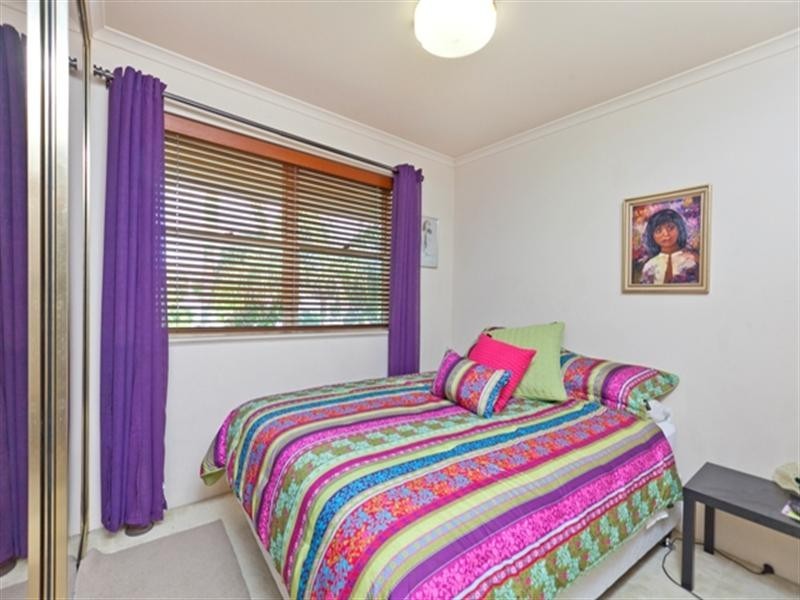 8/65 Waterloo Esplanade, Wynnum QLD 4178