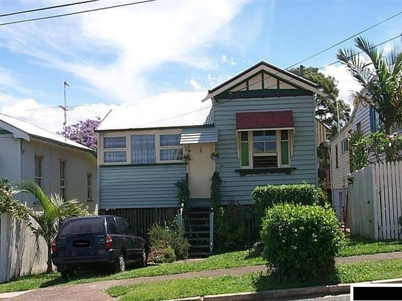 155 Carlton Terrace, Manly QLD 4179