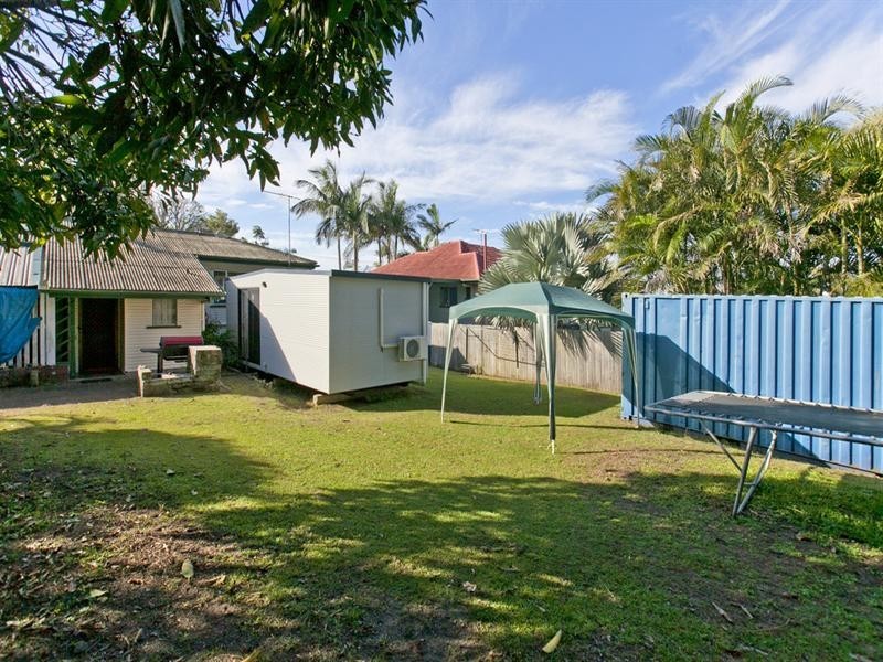 40 Ure Street, Wynnum QLD 4178