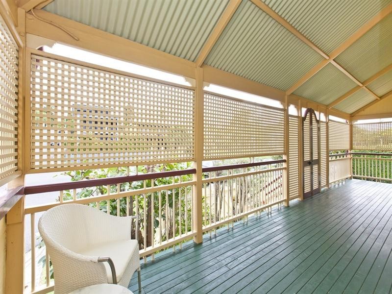 1 Akonna Street, Wynnum QLD 4178