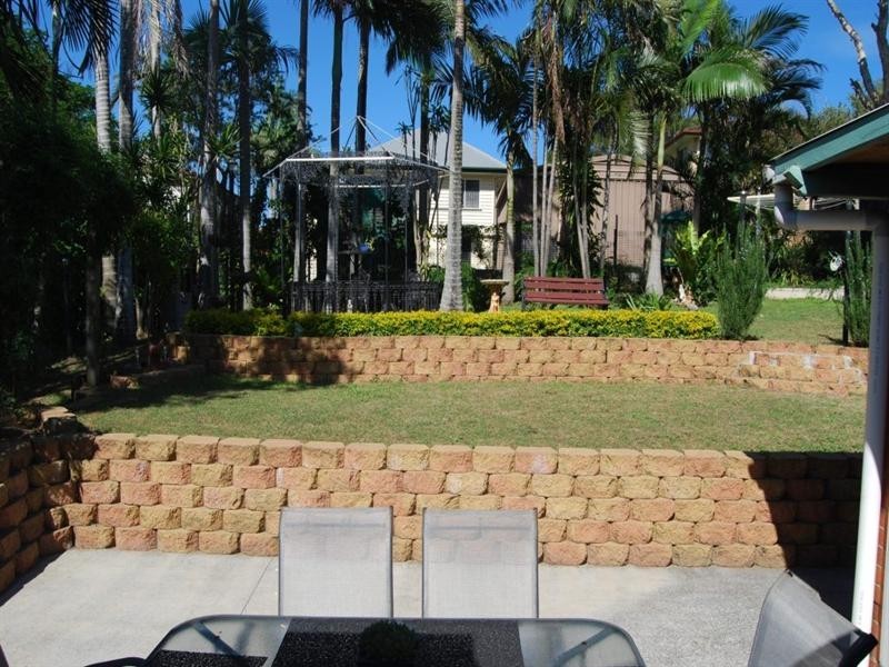 41 Bernays Road, Wynnum West QLD 4178