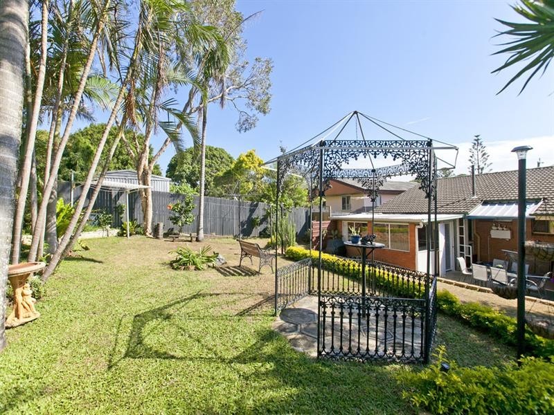 41 Bernays Road, Wynnum West QLD 4178