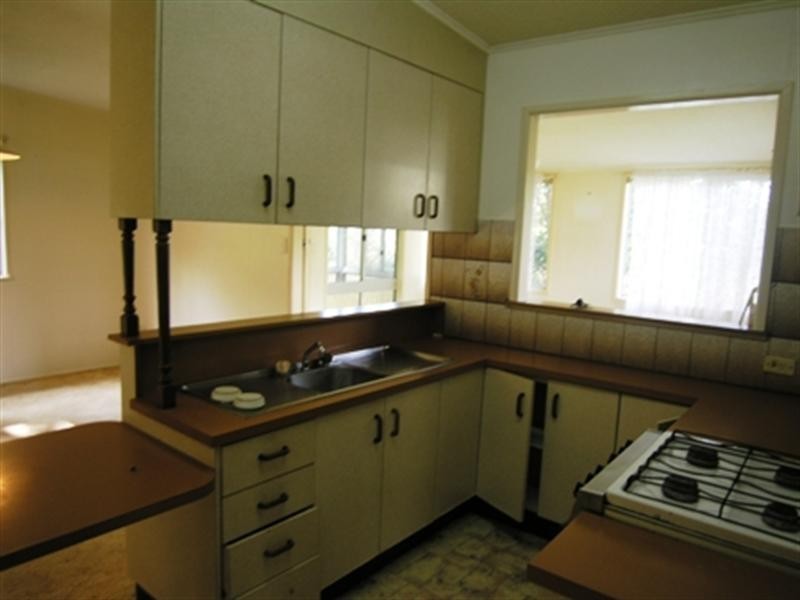 12 Ferndale Street, Lota QLD 4179