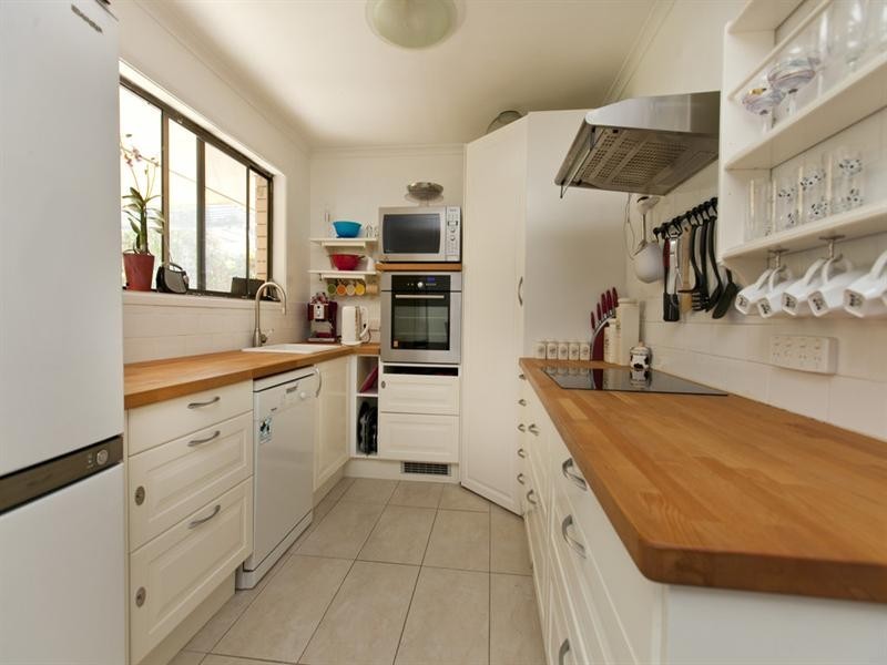 9 Timbertop Avenue, Browns Plains QLD 4118