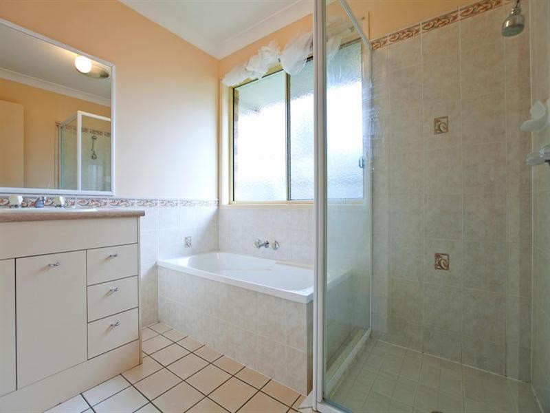 53 Manettia Street, Wynnum West QLD 4178