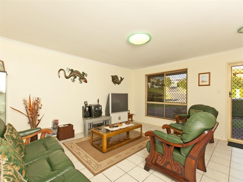 3 Diana Place, Manly West QLD 4179