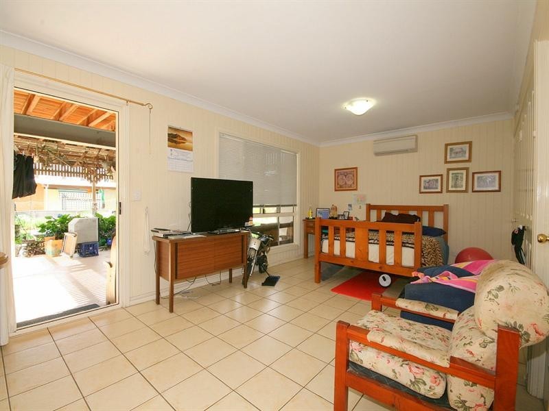 22 Edith Street, Wynnum QLD 4178