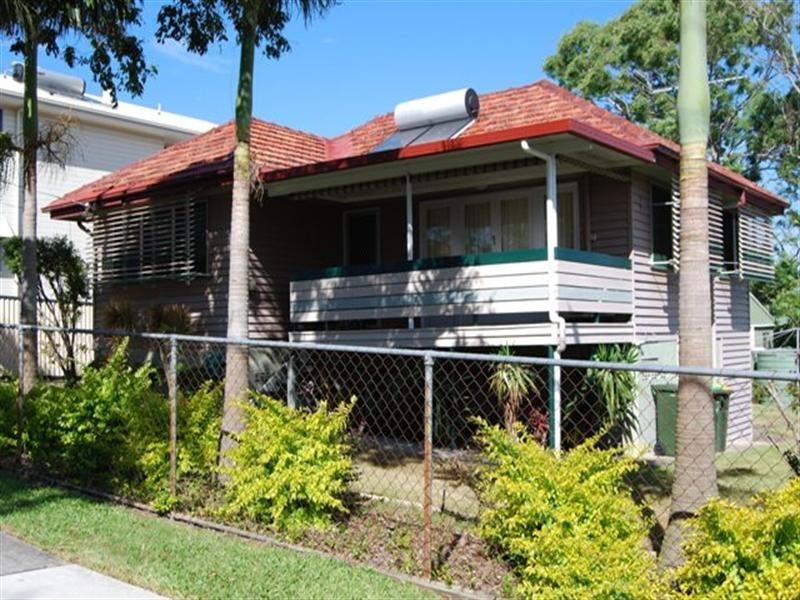 74 Prospect Street, Wynnum QLD 4178