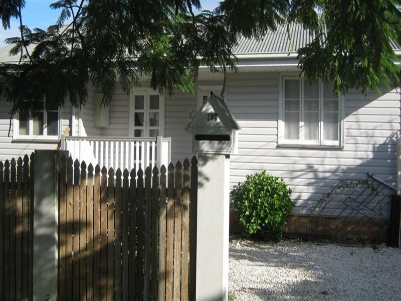 108 Moreton Avenue, Wynnum QLD 4178