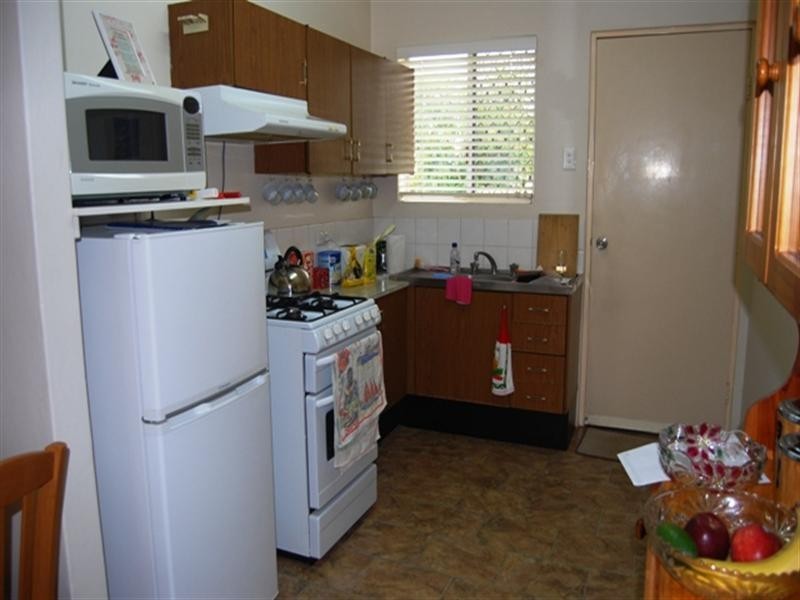 2/87 Bride Street, Wynnum QLD 4178
