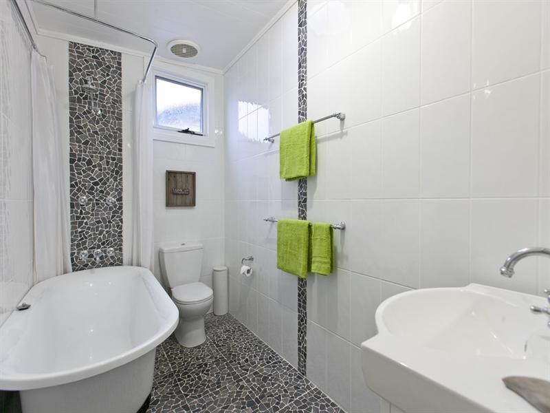 93 Pine Street, Wynnum QLD 4178