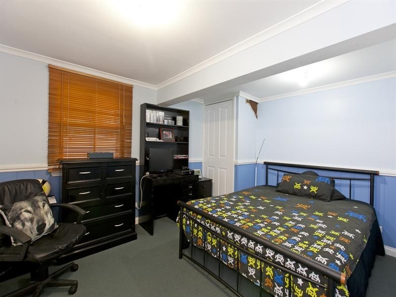 93 Pine Street, Wynnum QLD 4178