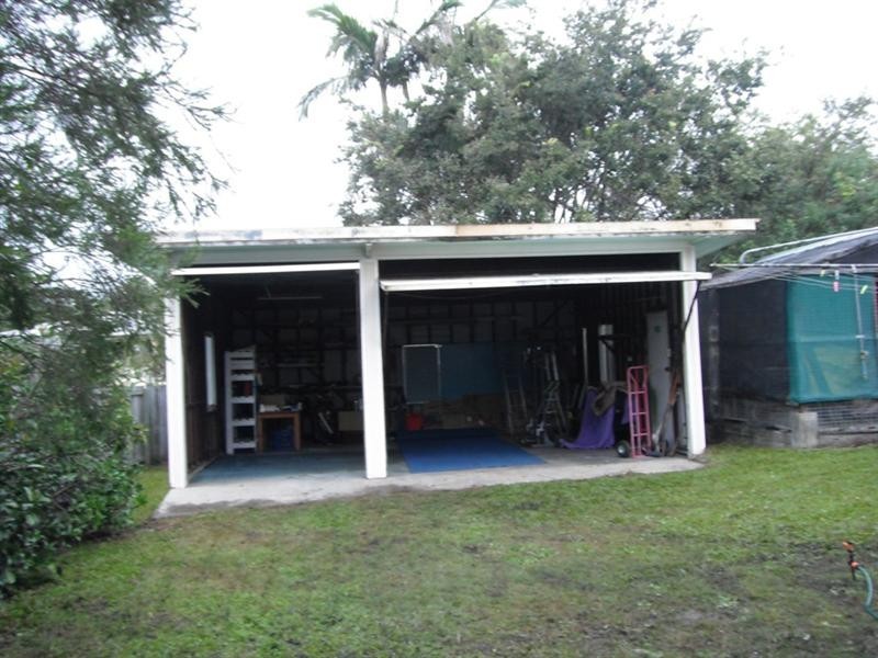 100 Sandy Camp Road, Wynnum West QLD 4178