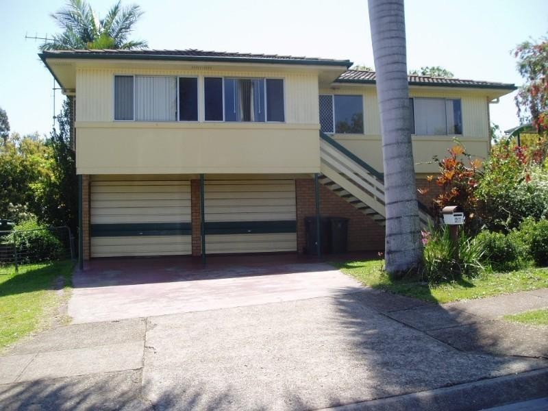 27 Radford Road, Manly West QLD 4179
