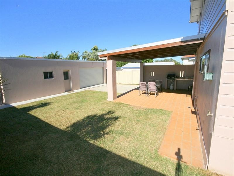 35 Bonniebrae Street, Wynnum West QLD 4178