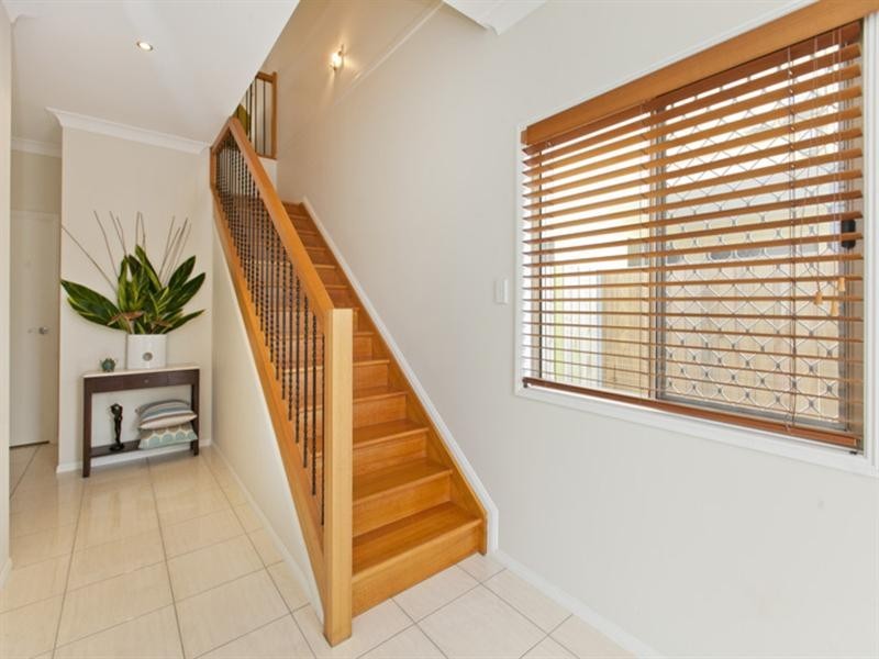 29 Davidson Street, Wynnum QLD 4178