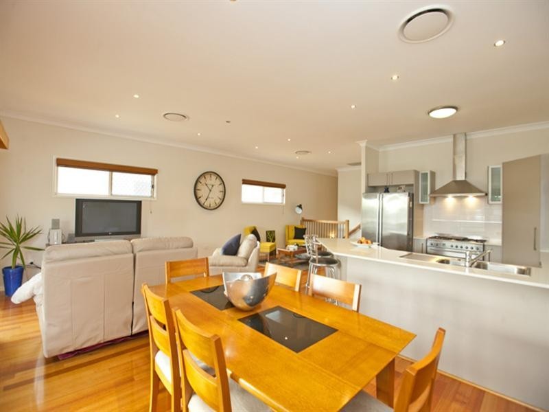 29 Davidson Street, Wynnum QLD 4178