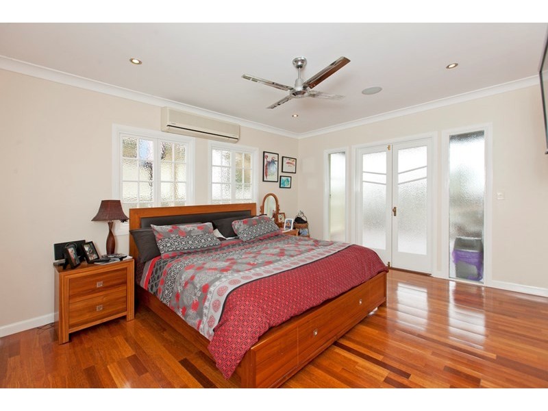 26 Jared Place, Wynnum West QLD 4178