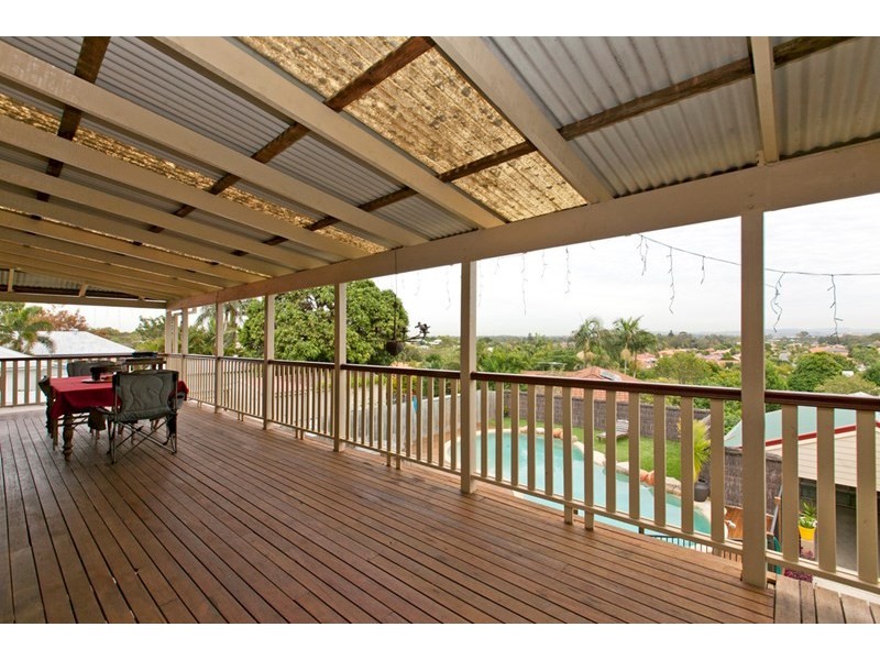 26 Jared Place, Wynnum West QLD 4178