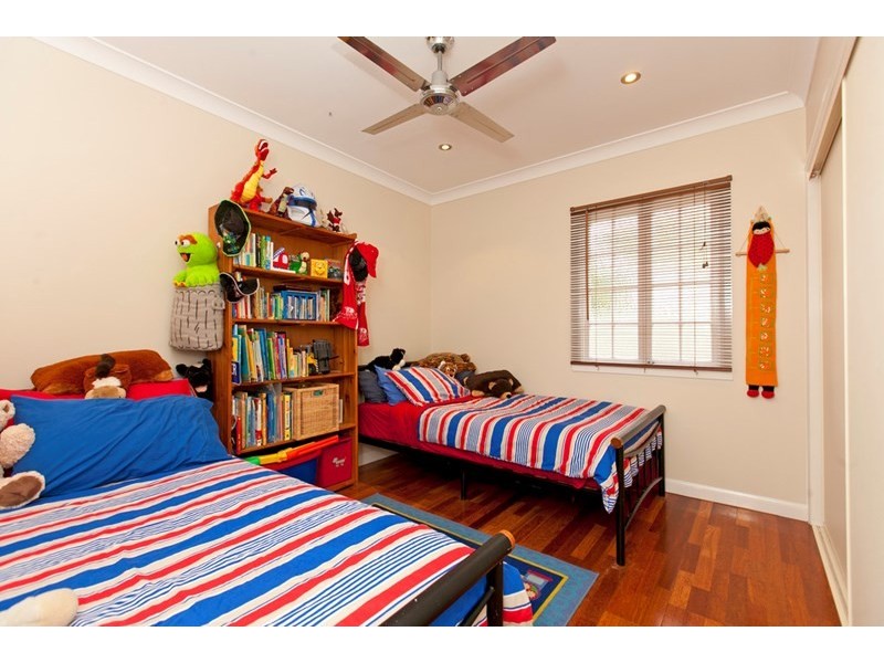 26 Jared Place, Wynnum West QLD 4178