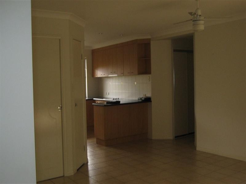 87 Gordon Crescent, Wakerley QLD 4154