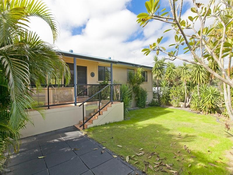 92 Empire Avenue, Manly West QLD 4179