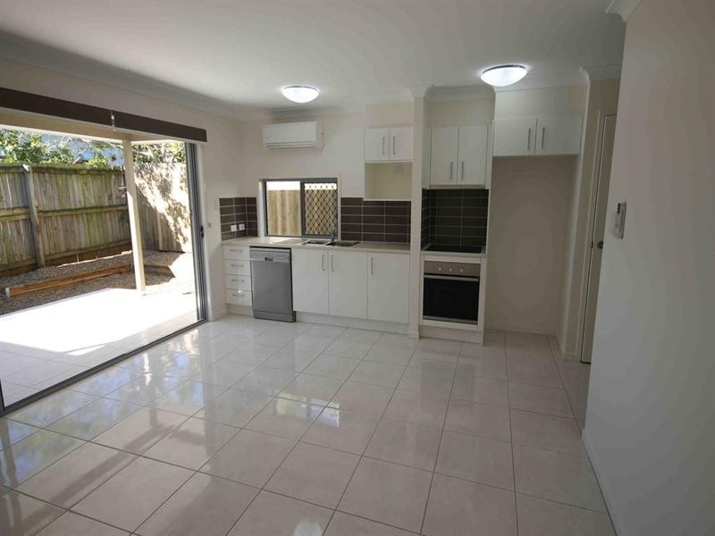 57 Mackenzie Street, Manly West QLD 4179