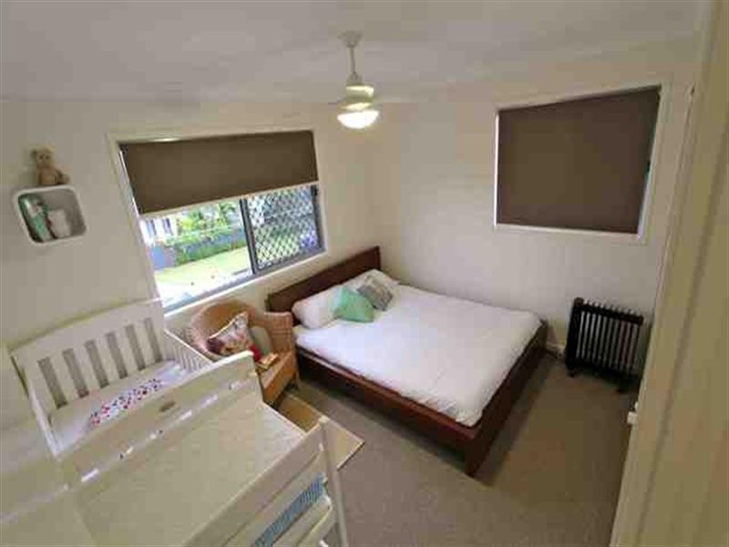 57 Mackenzie Street, Manly West QLD 4179