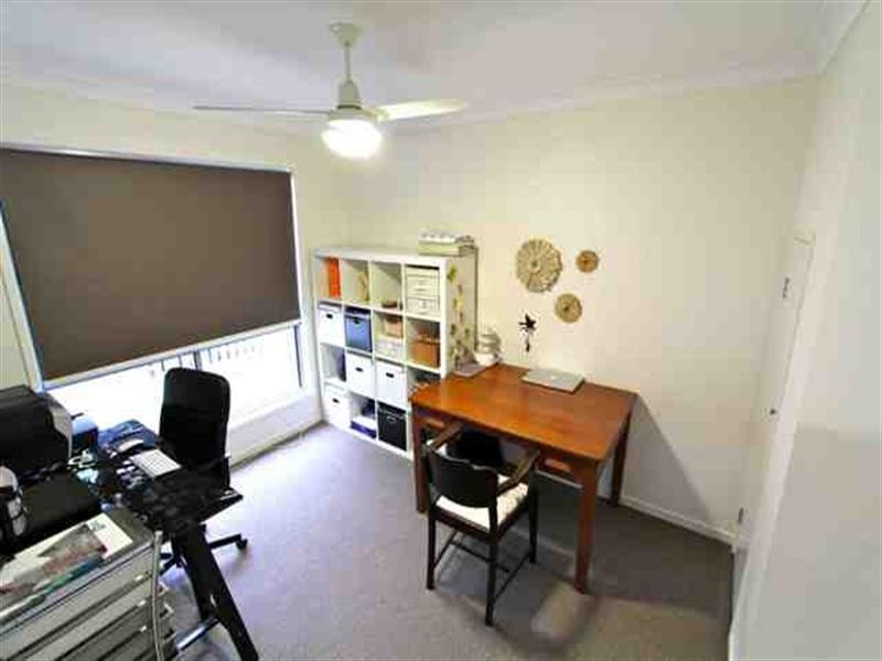 57 Mackenzie Street, Manly West QLD 4179